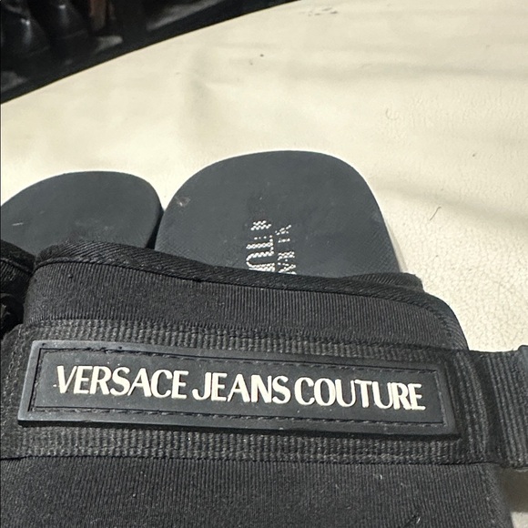 Versace pool slides - Picture 2 of 5